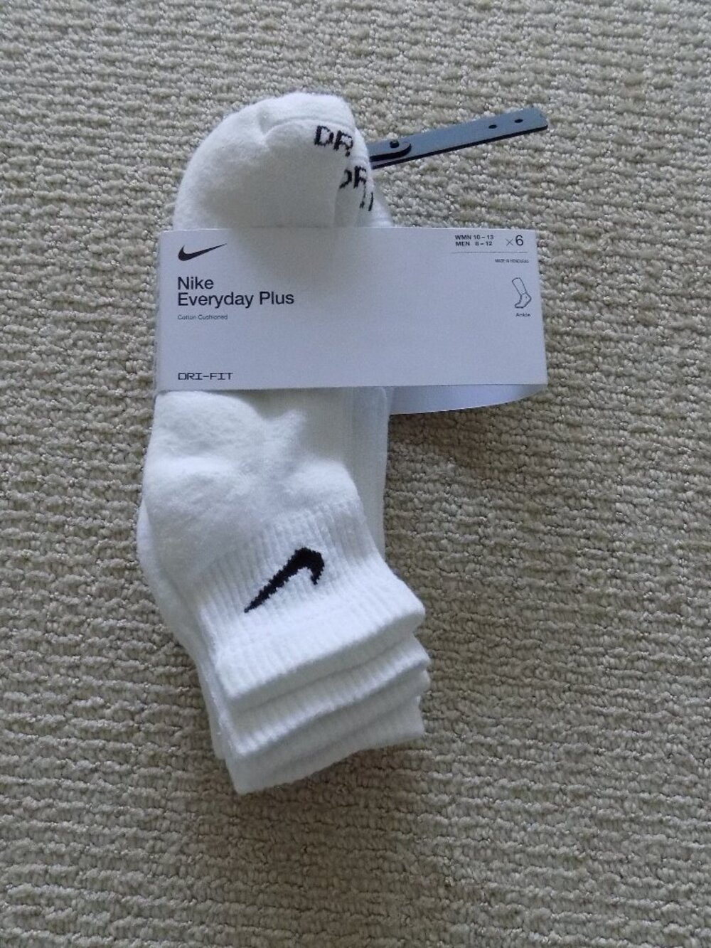 NEW NWT MENS 8-12 NIKE EVERYDAY PLUS COTTON CUSHIONED ANKLE RUNNING SOCKS WHITE
